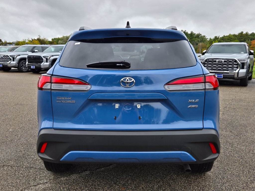 Used 2026 Toyota Corolla Cross XLE w/ Convenience Package AWD/4WD image 4