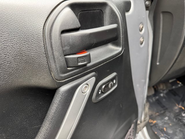 Used 2017 Jeep Wrangler Unlimited Sahara w/ Connectivity Group image 11