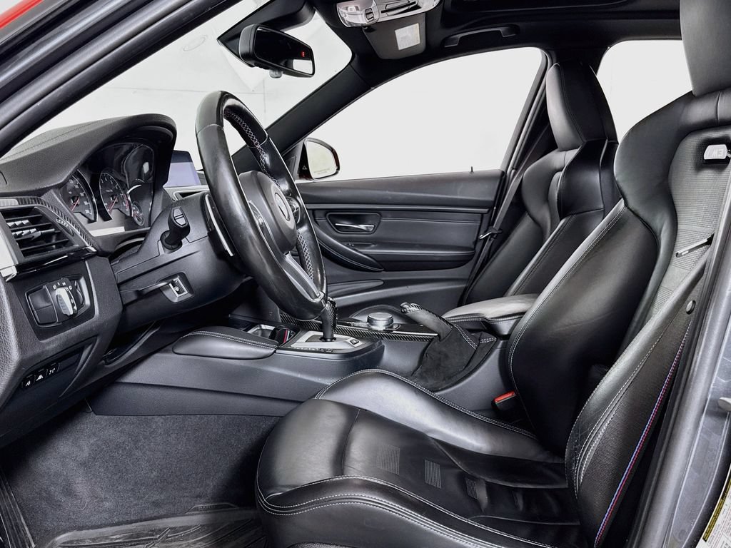 Used 2018 BMW M3 RWD image 13