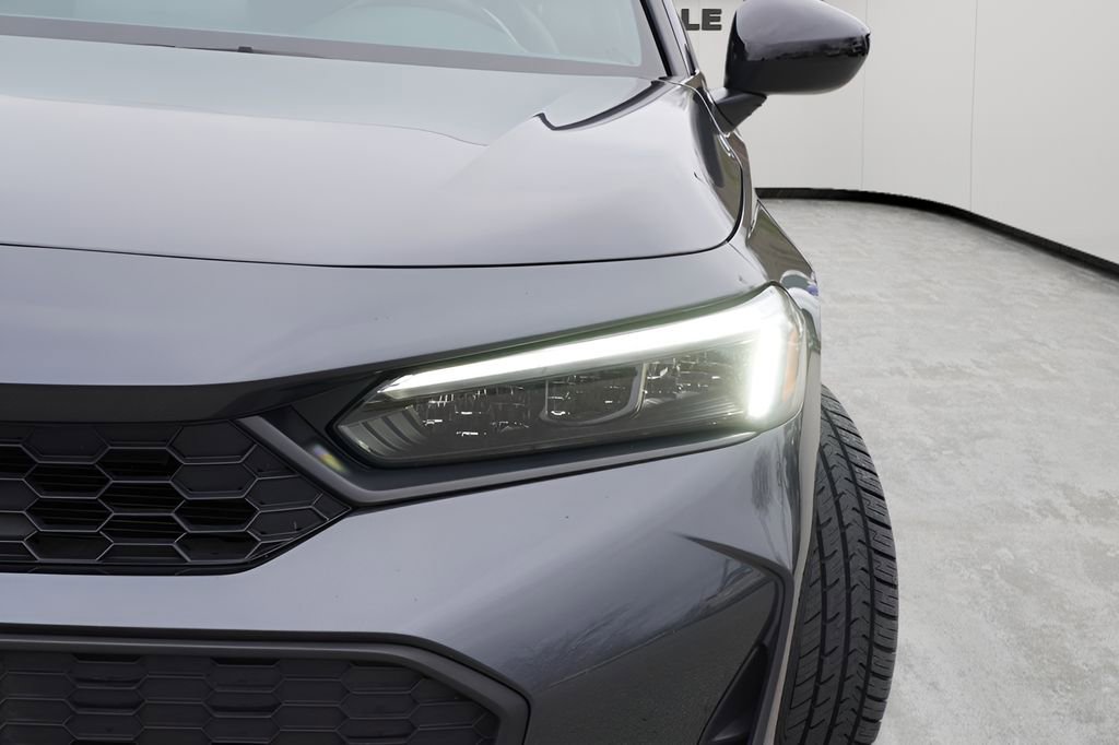 Used 2025 Honda Civic Sport image 5