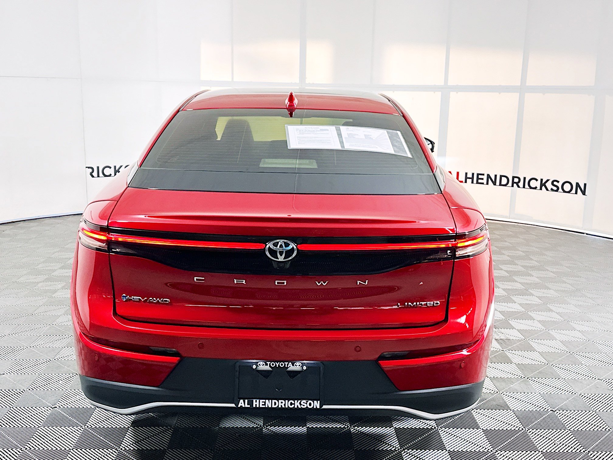 Used 2024 Toyota Crown Limited image 4