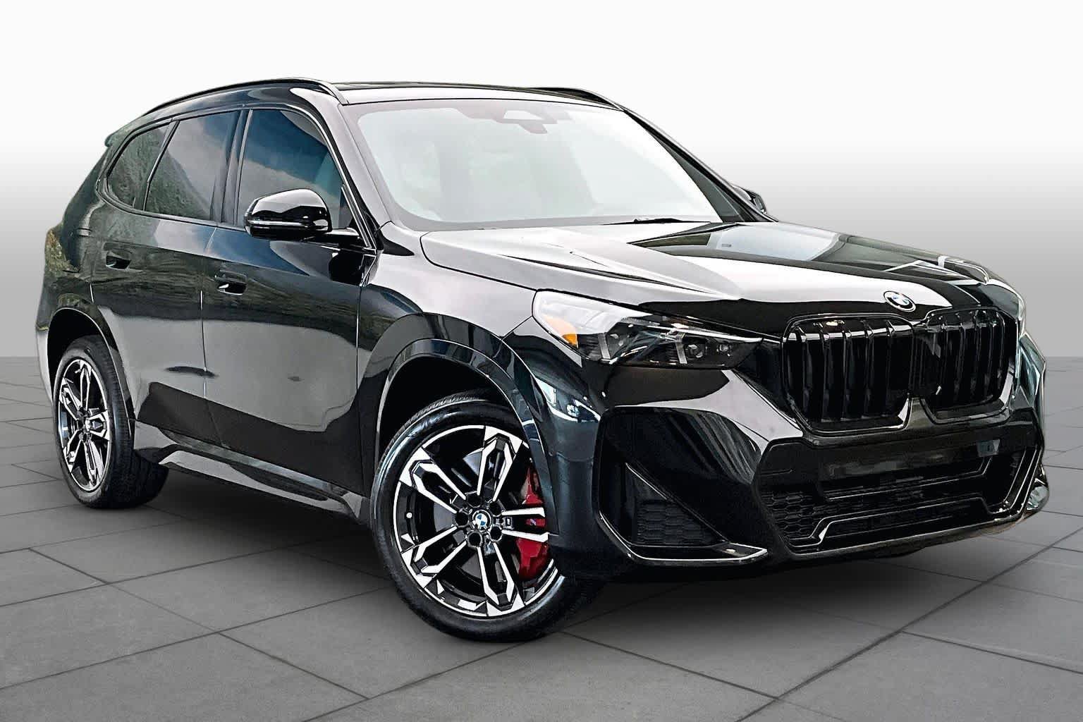 Used 2026 BMW X1 xDrive28i w/ M Sport Package AWD/4WD image 3