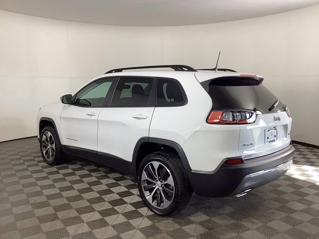 Used 2022 Jeep Cherokee Limited w/ Elite Package image 4