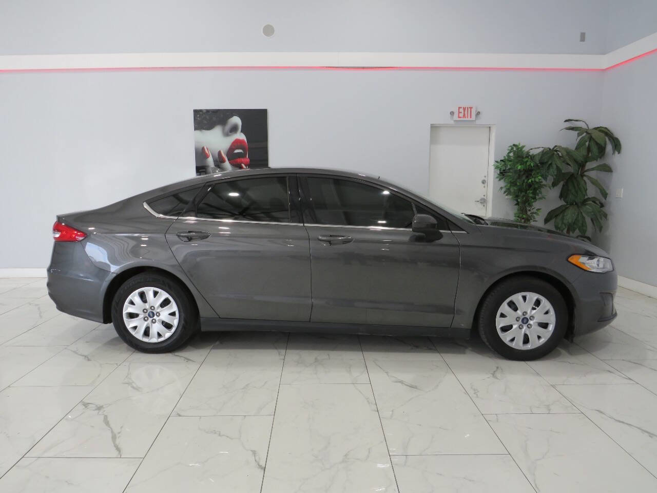 Used 2020 Ford Fusion S image 3