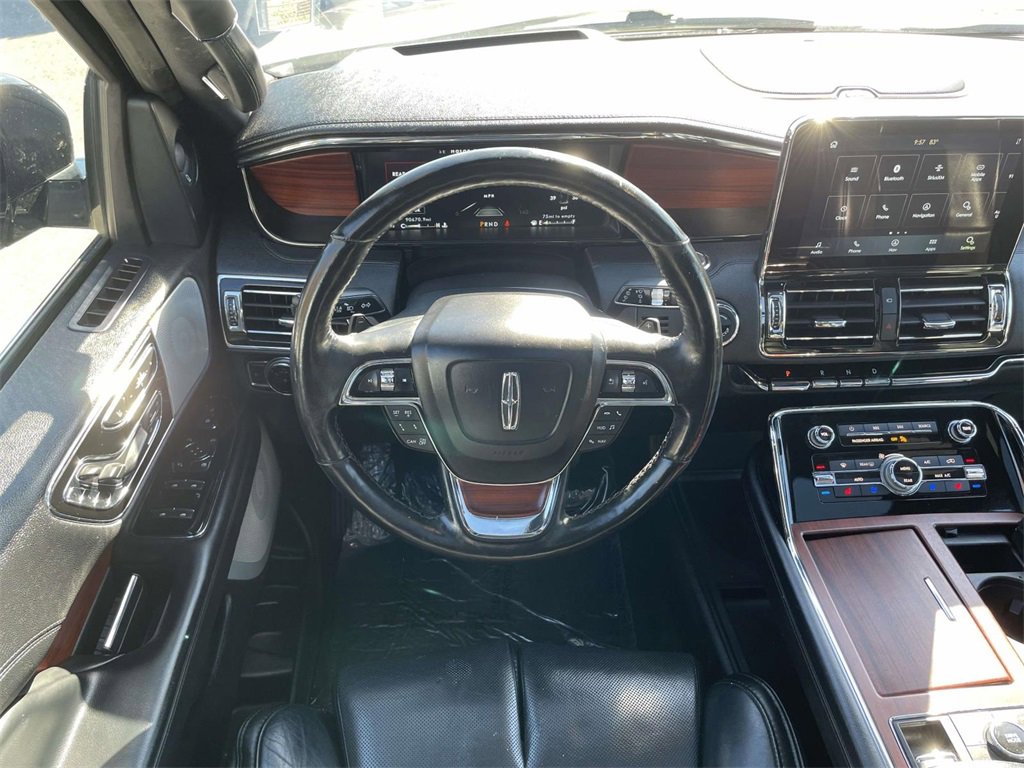 Used 2021 Lincoln Navigator L Reserve w/ Luxury Package image 14