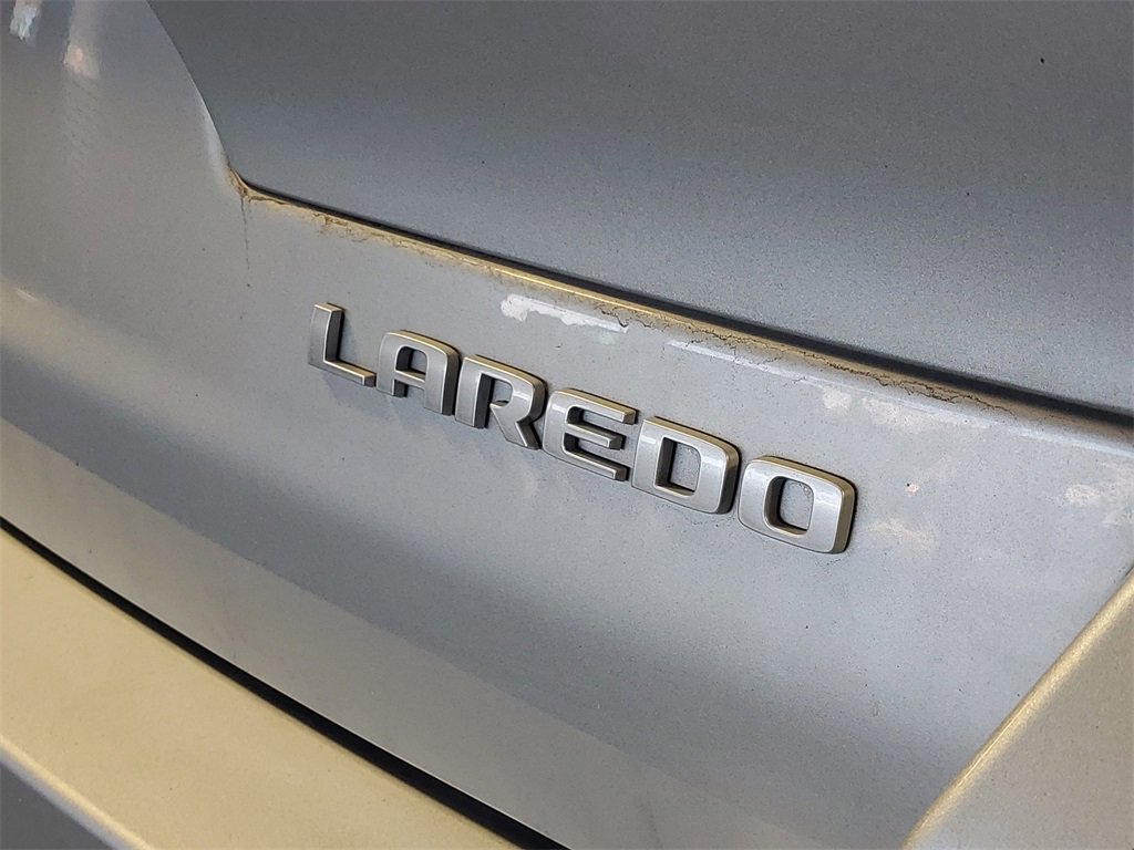 Used 2024 Jeep Grand Cherokee L Laredo image 7
