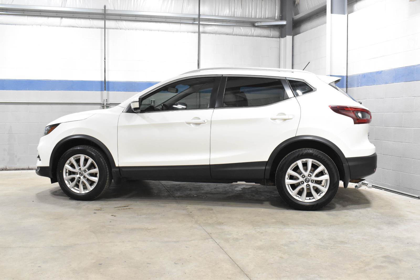 Used 2020 Nissan Rogue Sport SV w/ Technology Package FWD image 22