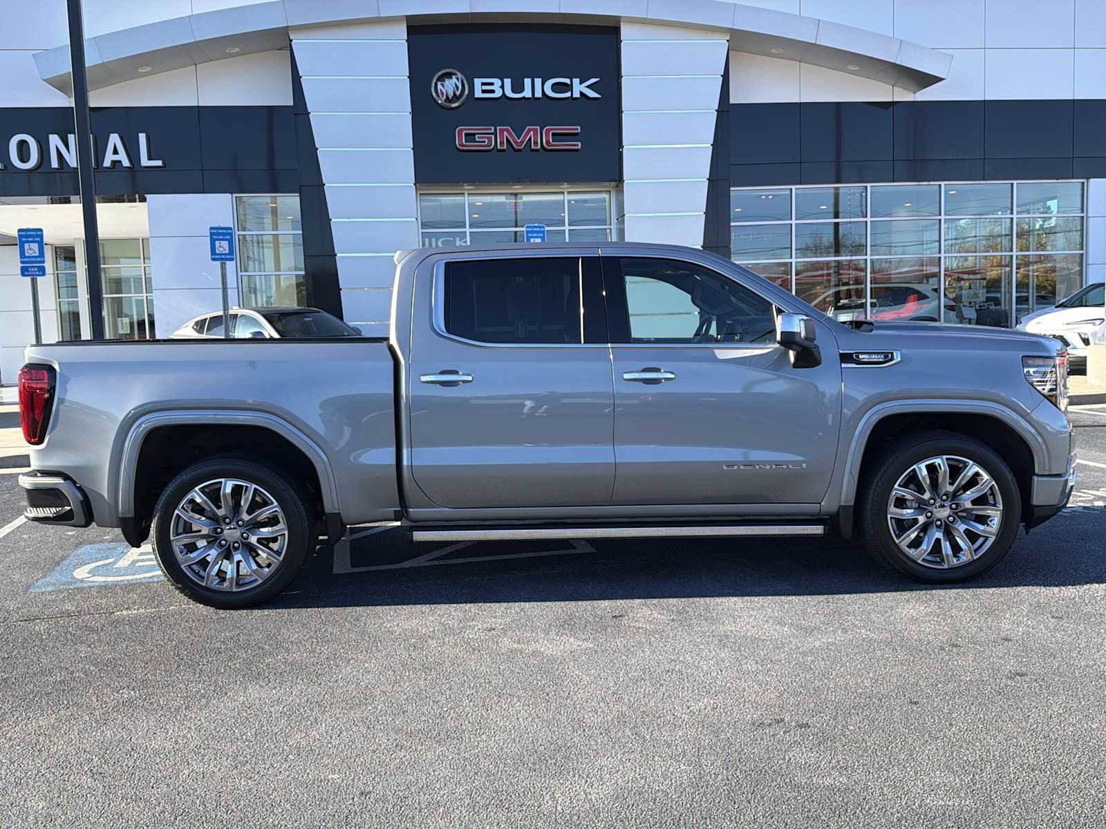 Used 2024 GMC Sierra 1500 Denali w/ Denali Reserve Package image 35