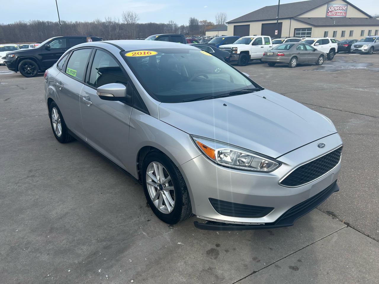 Used 2016 Ford Focus SE image 3