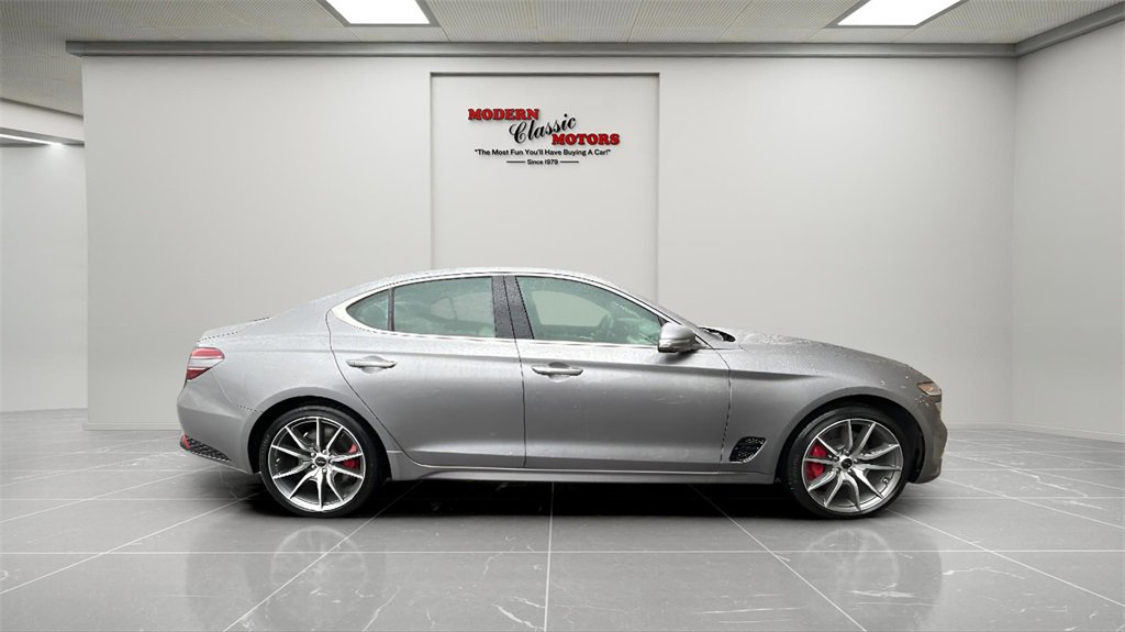 Used 2025 Genesis G70 2.5T image 8
