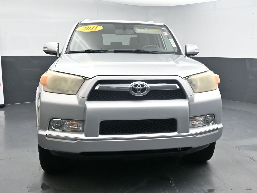 Used 2011 Toyota 4Runner SR5 w/ Convenience Pkg image 3