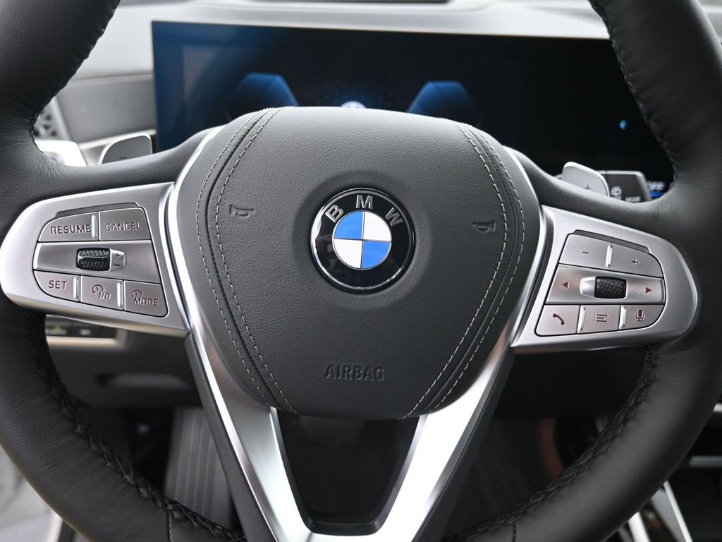 New 2026 BMW X7 xDrive40i image 14
