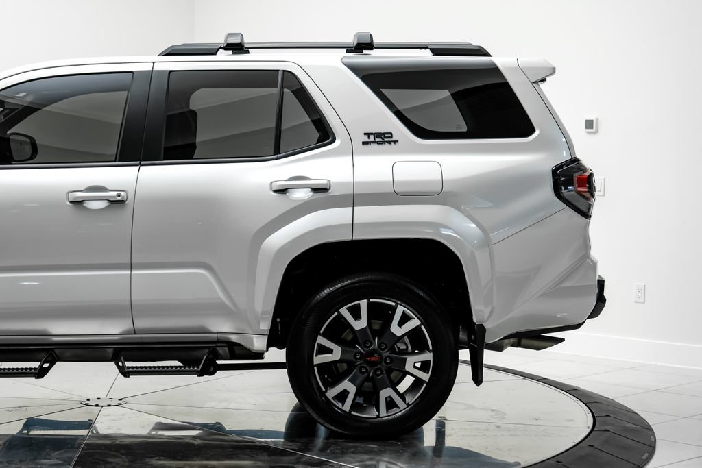 Used 2025 Toyota 4Runner TRD Sport Premium w/ Tow Technology Package AWD/4WD image 15