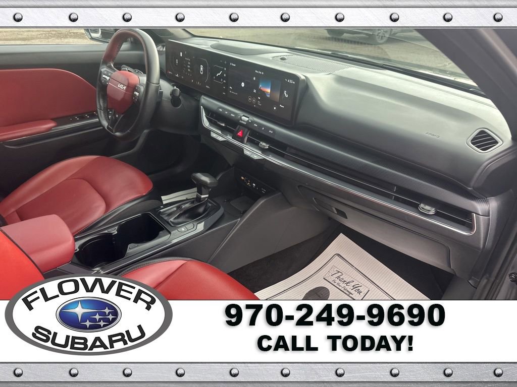Used 2025 Kia K4 GT-Line w/ GT-Line Premium Package image 10
