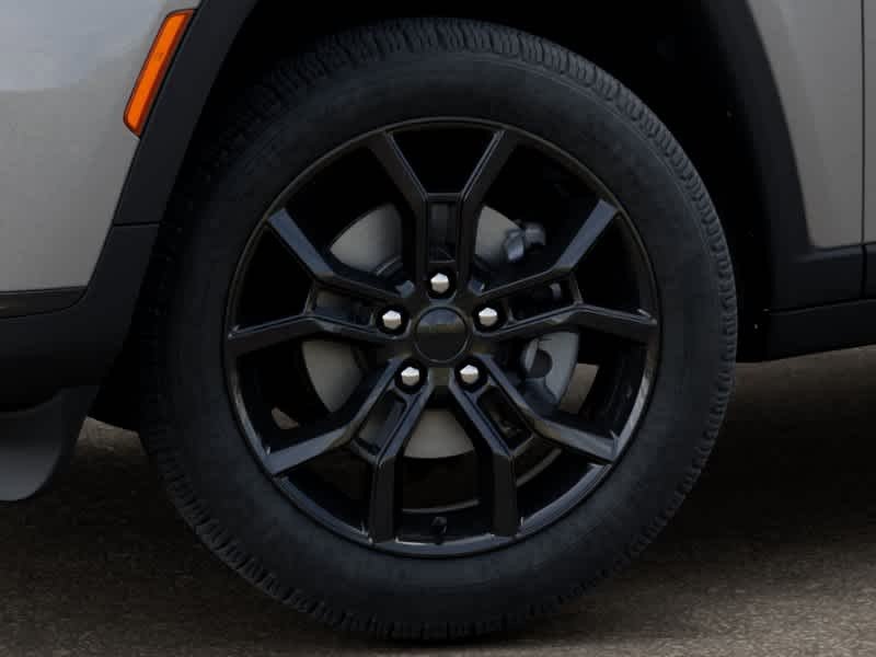 New 2025 Jeep Grand Cherokee L Limited AWD/4WD image 8