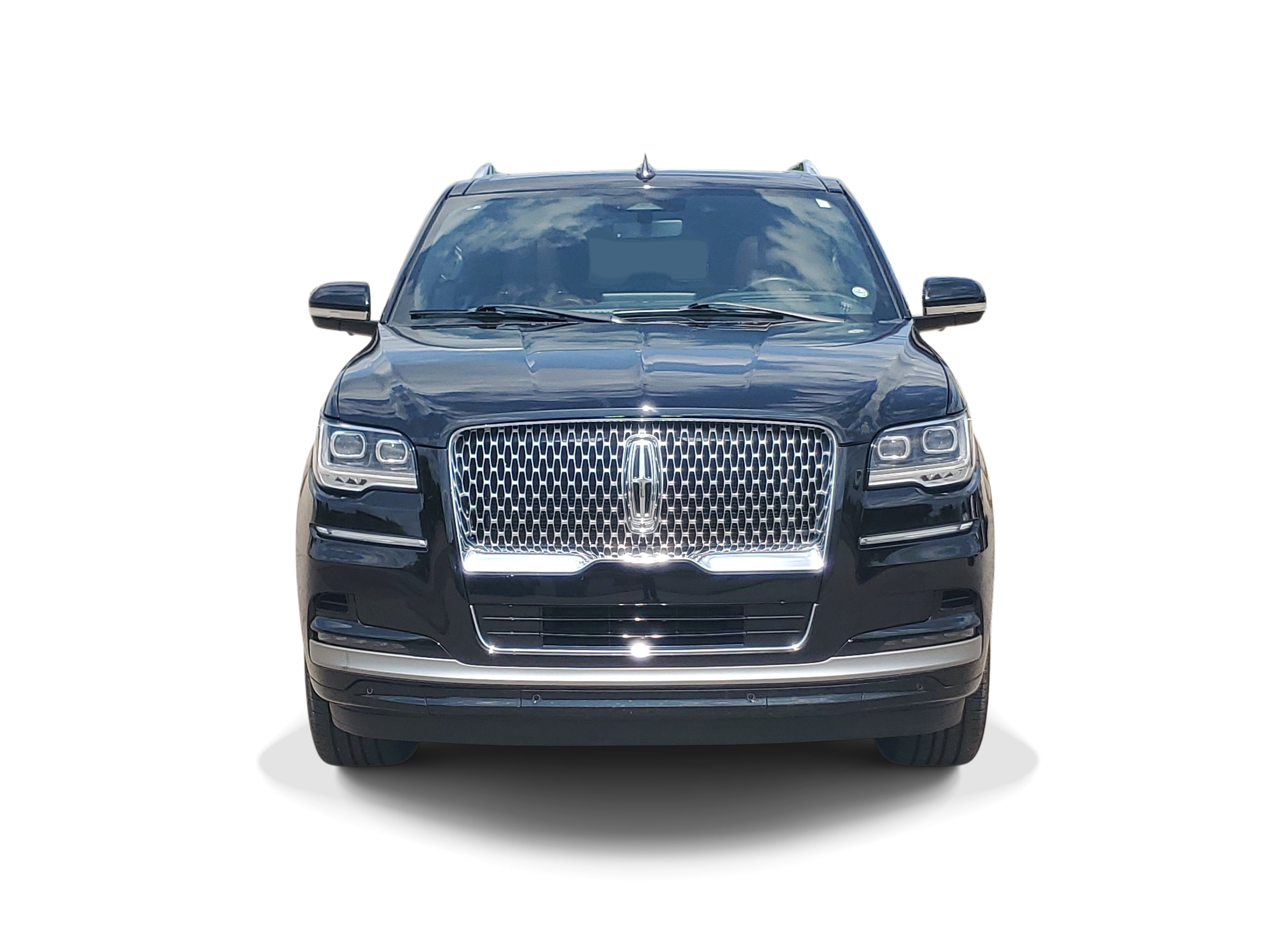 Used 2024 Lincoln Navigator Reserve AWD/4WD image 2