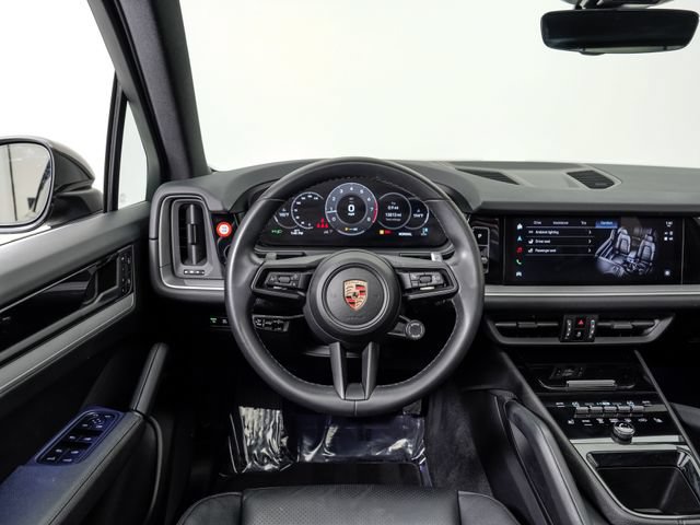 Certified 2024 Porsche Cayenne AWD/4WD image 6
