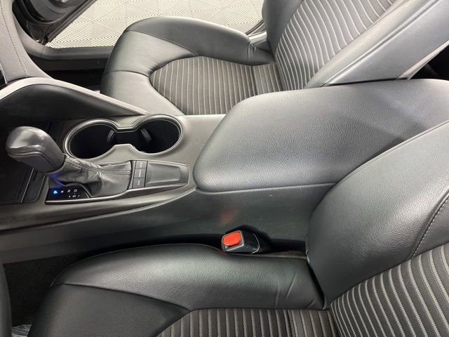 Used 2023 Toyota Camry SE image 31
