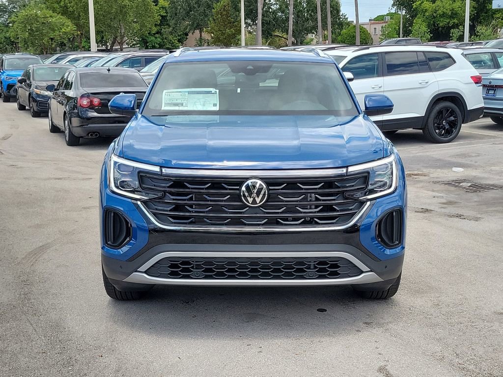 New 2026 Volkswagen Atlas Cross Sport SE FWD image 2