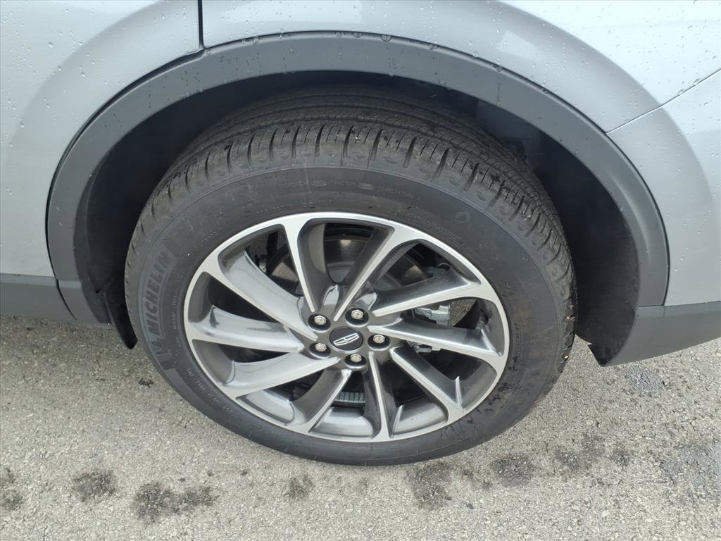 Certified 2023 Lincoln Corsair AWD w/ Equipment Group 101A image 8