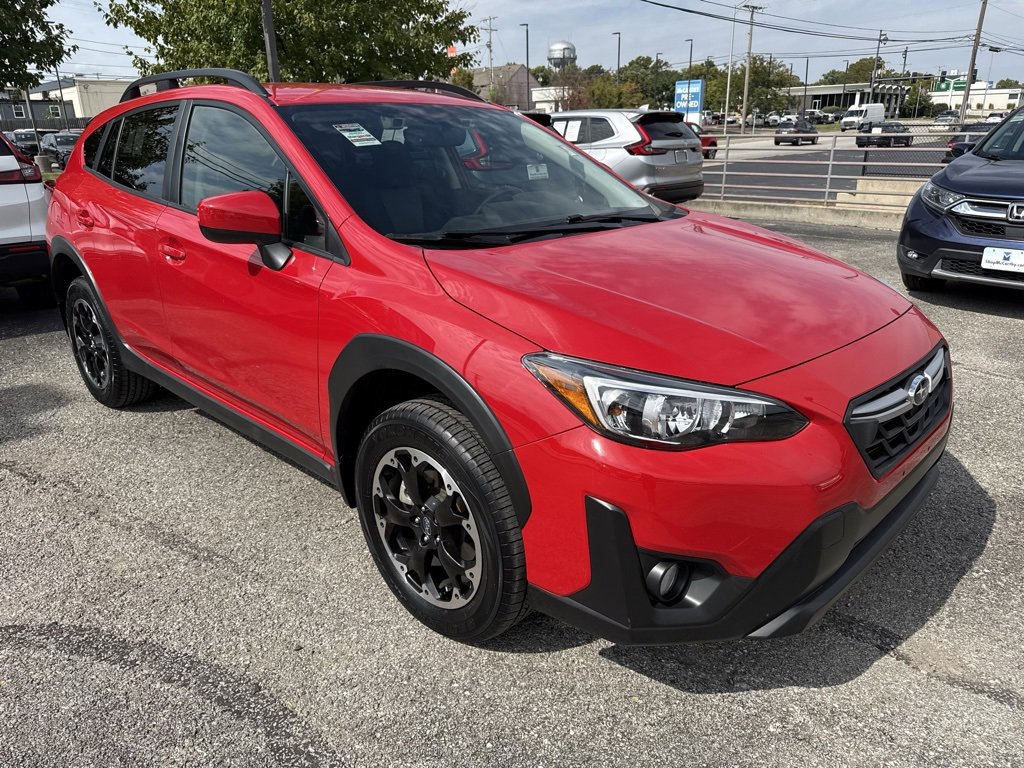 Used 2023 Subaru Crosstrek 2.0i Premium image 3