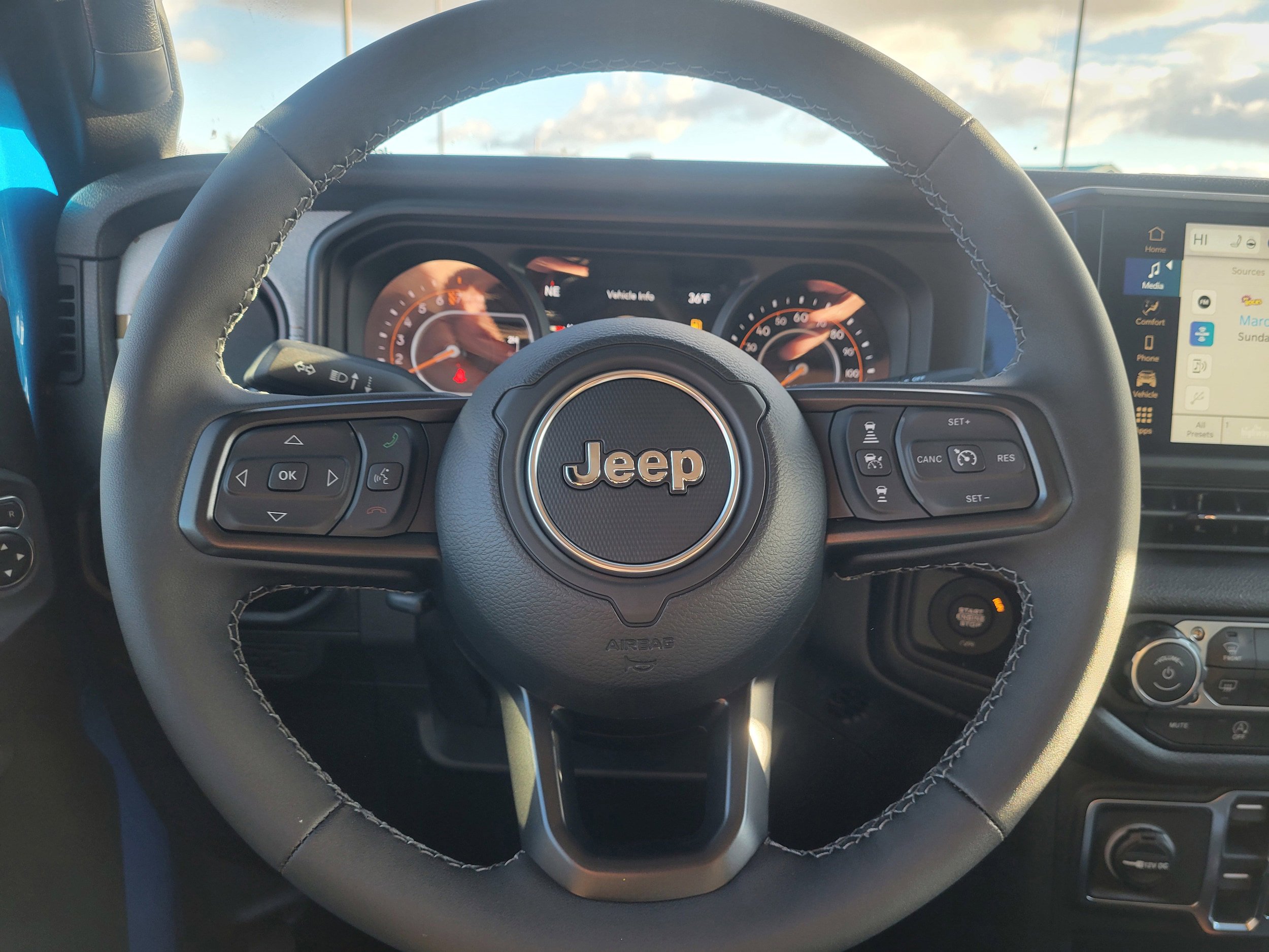 New 2026 Jeep Gladiator Sport image 9