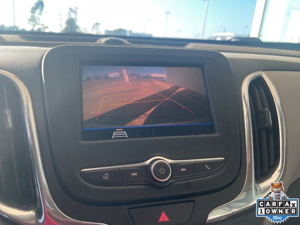 Used 2020 Chevrolet Equinox LS image 12
