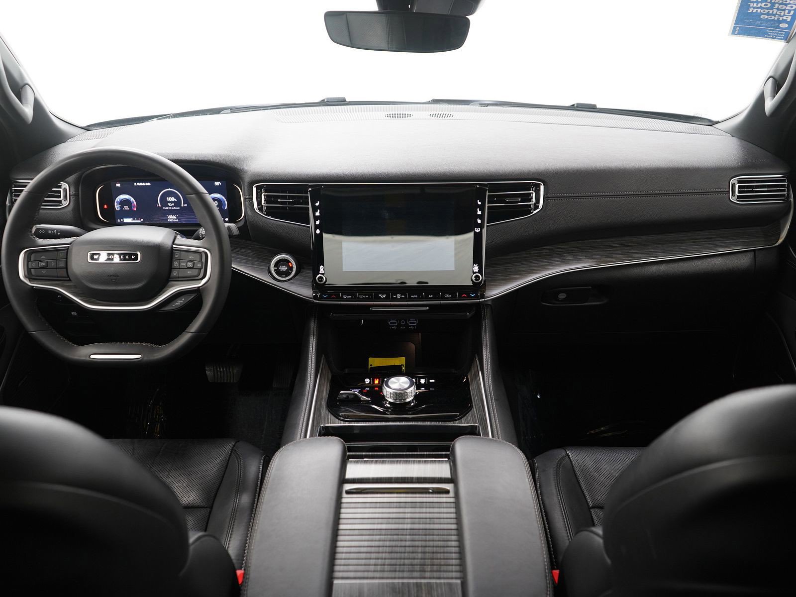 Used 2023 Jeep Wagoneer L Series II w/ Premium Group I image 13