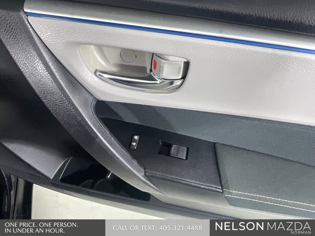 Used 2016 Toyota Corolla LE FWD image 21
