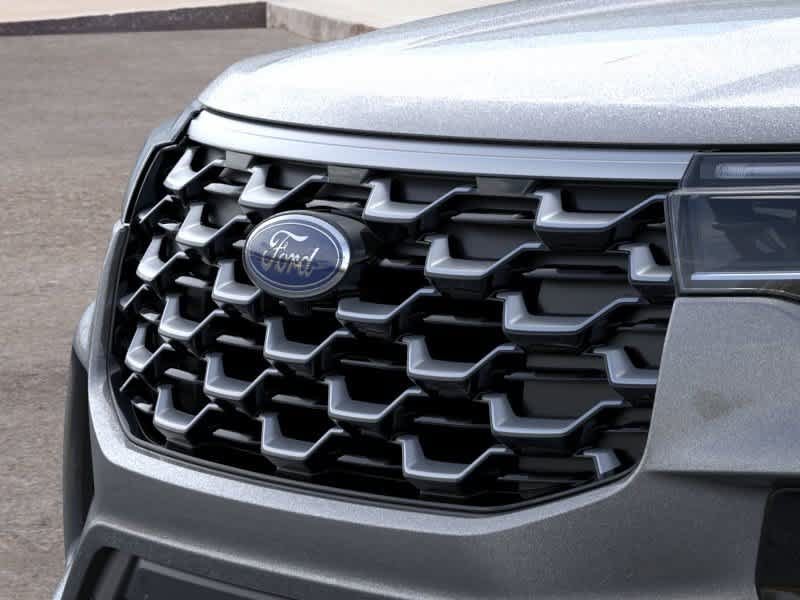 New 2026 Ford Explorer Platinum w/ LUX Leather Package AWD/4WD image 17