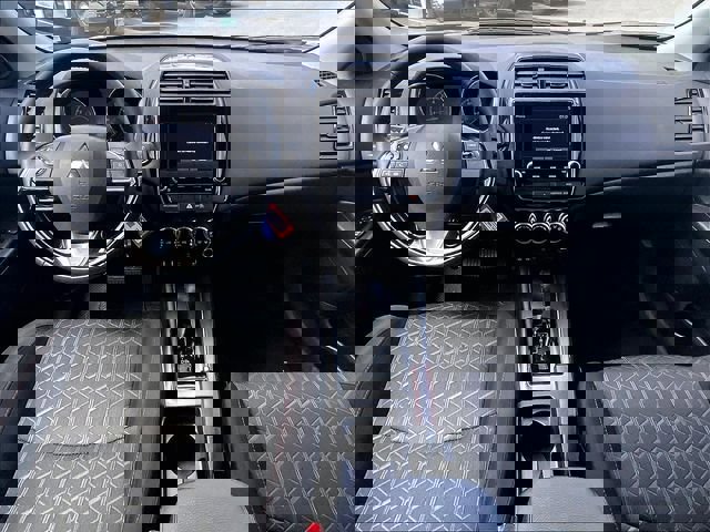 Used 2025 Mitsubishi Outlander Sport AWD image 16