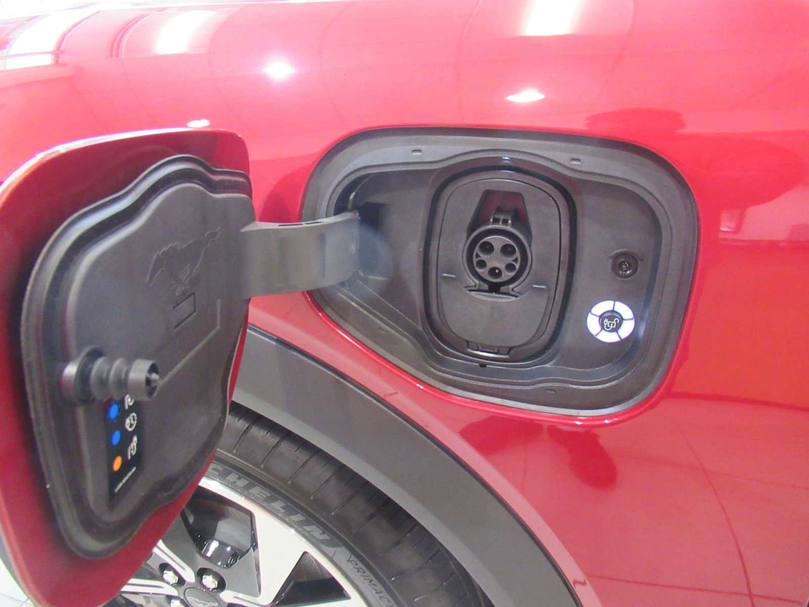 Used 2024 Ford Mustang Mach-E Select w/ Comfort Package Lite image 13