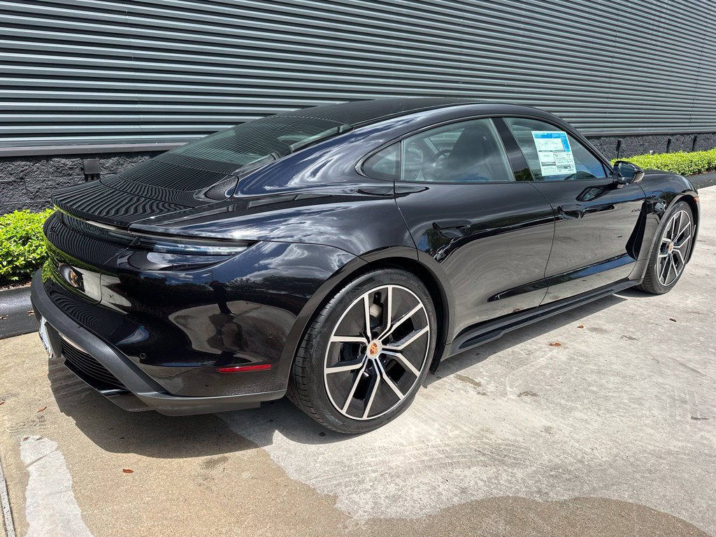 Used 2026 Porsche Taycan AWD/4WD image 9