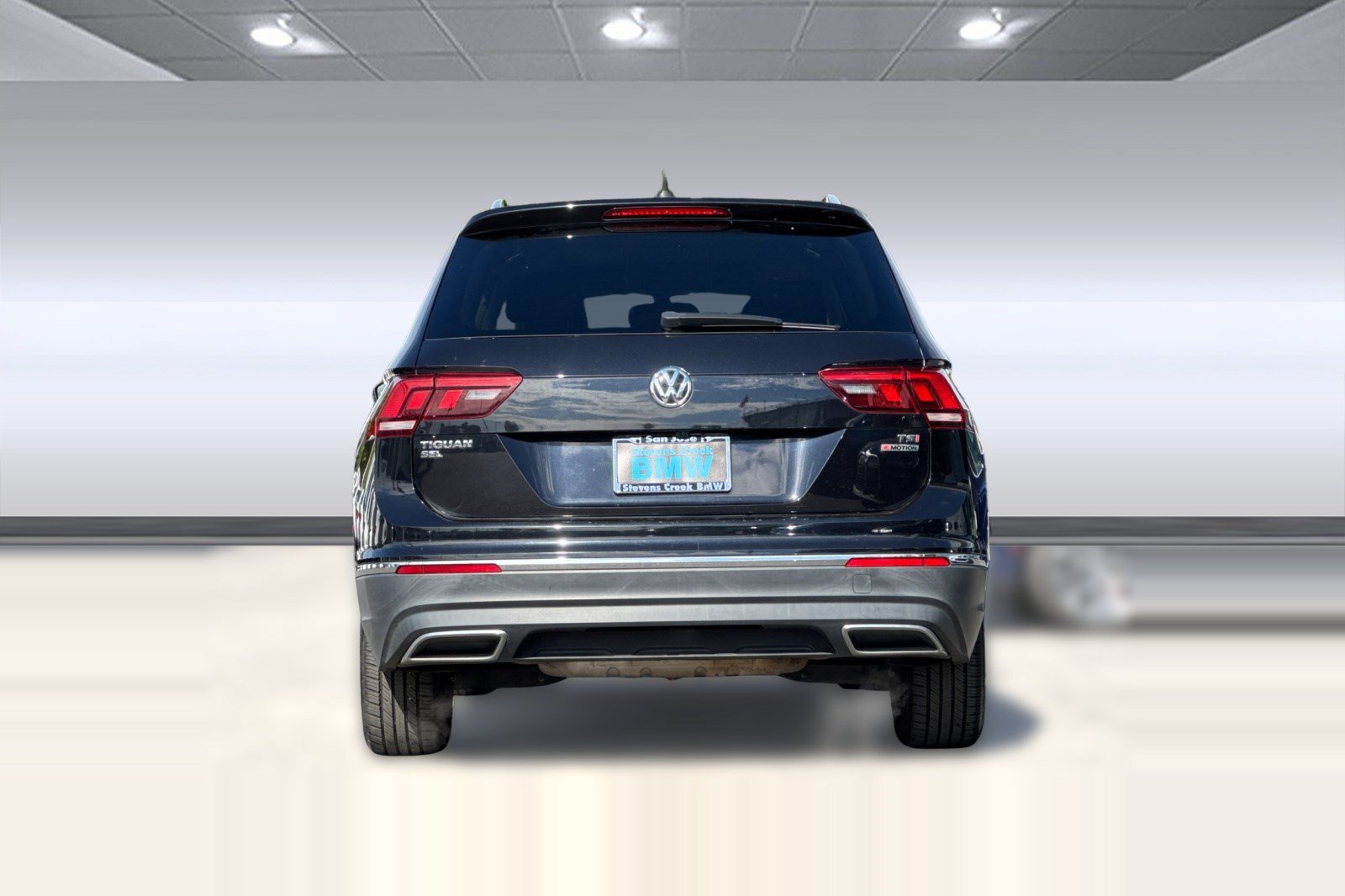 Used 2018 Volkswagen Tiguan SEL AWD/4WD image 10