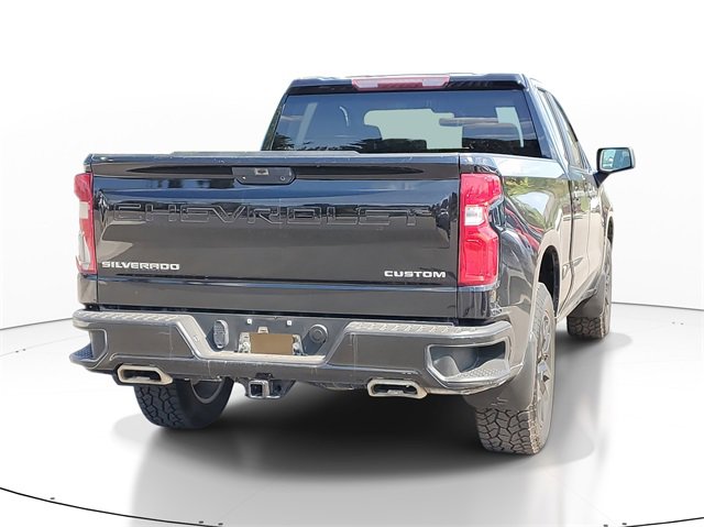 Used 2019 Chevrolet Silverado 1500 Custom w/ Custom Value Package image 4