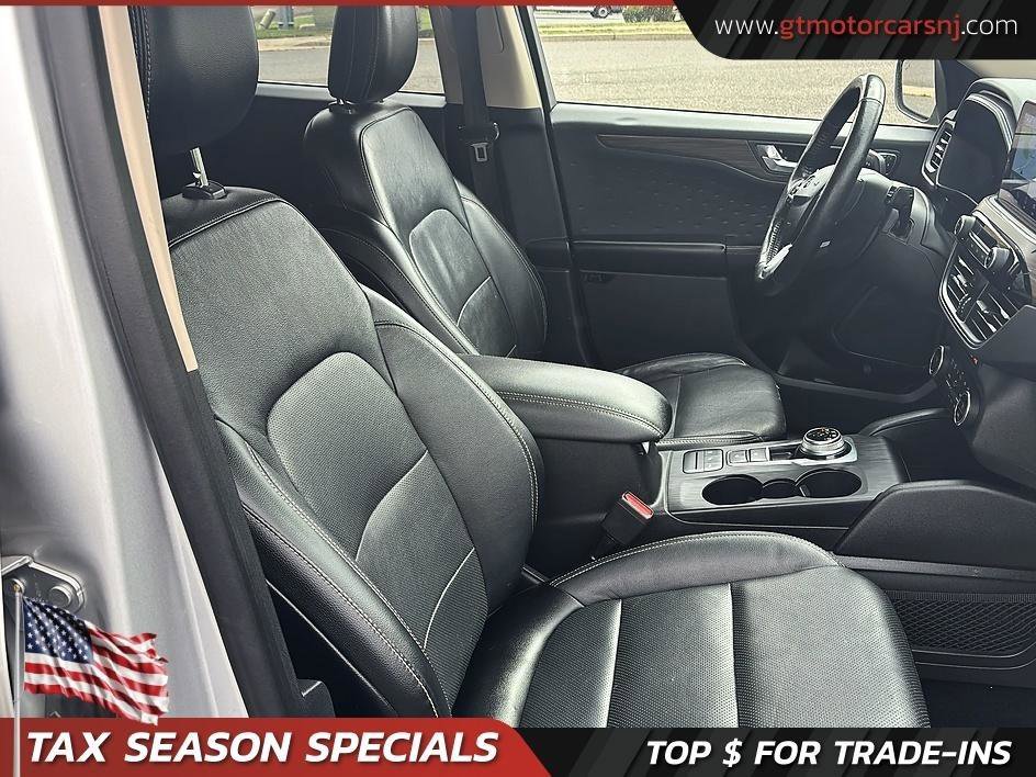 Used 2020 Ford Escape Titanium AWD/4WD image 41