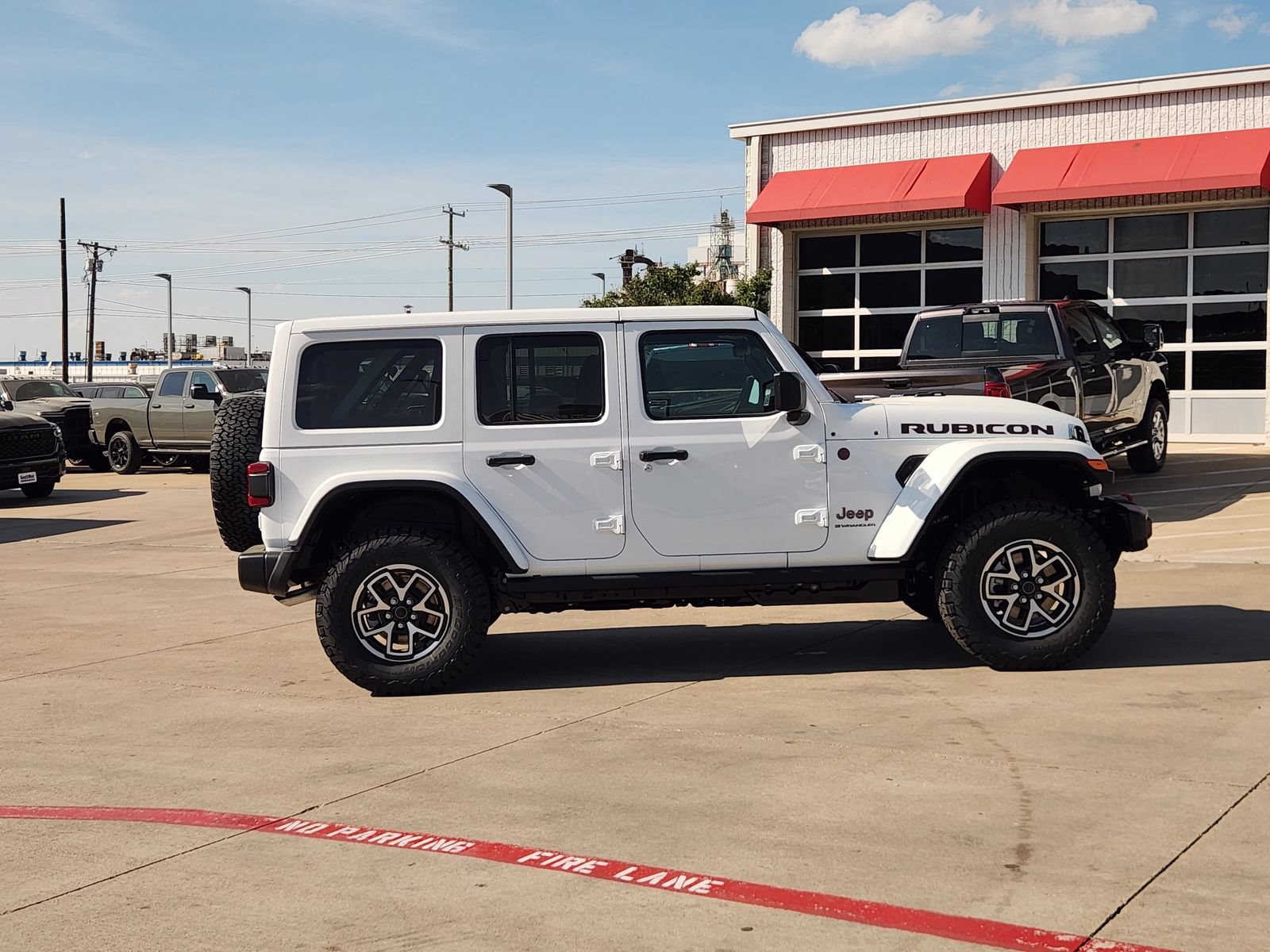 New 2026 Jeep Wrangler Unlimited Rubicon AWD/4WD image 7