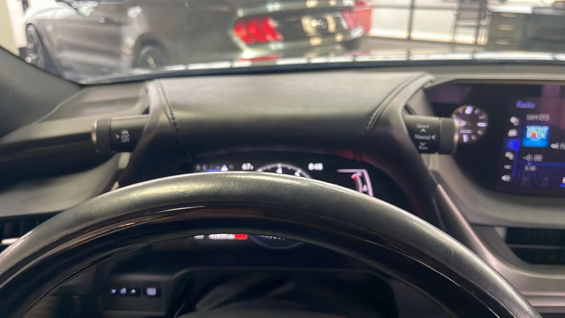 Used 2020 Lexus ES 350 w/ Premium Package image 19