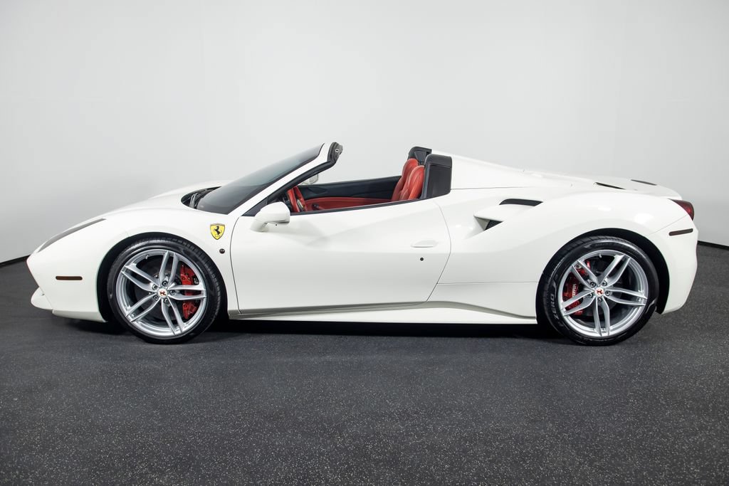 Used 2017 Ferrari 488 Spider RWD image 8