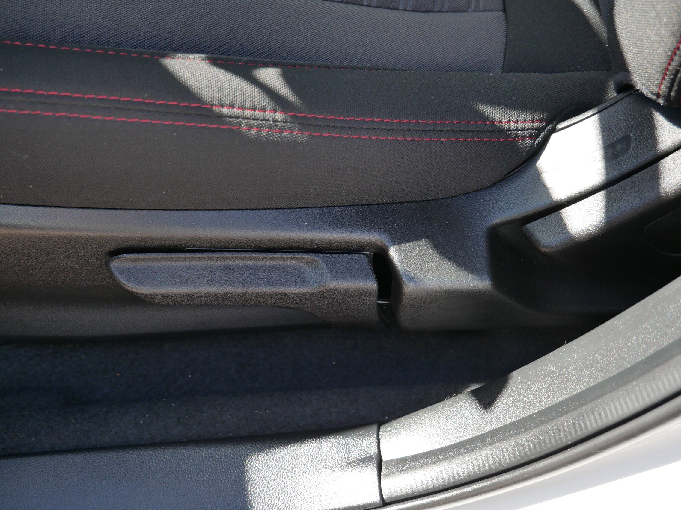 Used 2025 Subaru Impreza 2.0i Sport image 19