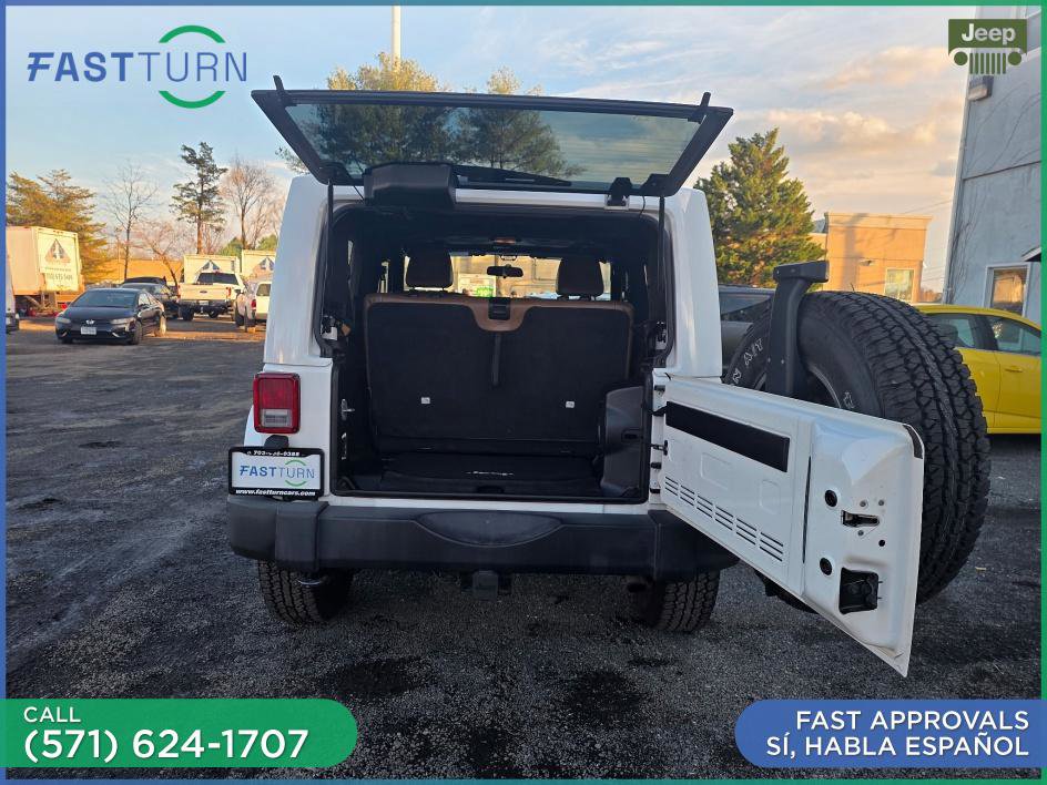 Used 2012 Jeep Wrangler Rubicon w/ PWR Convenience Group image 11