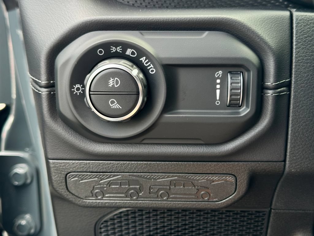 New 2026 Jeep Gladiator Mojave AWD/4WD image 27