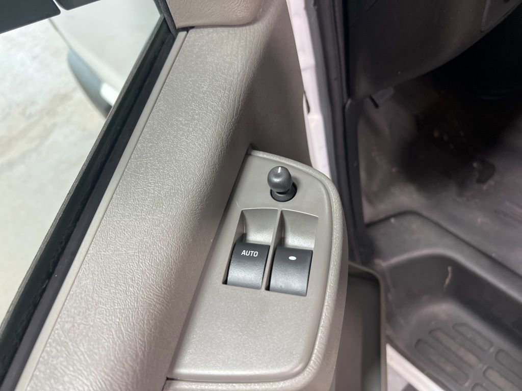 Used 2024 Chevrolet Express 2500 w/ Driver Convenience Package image 30