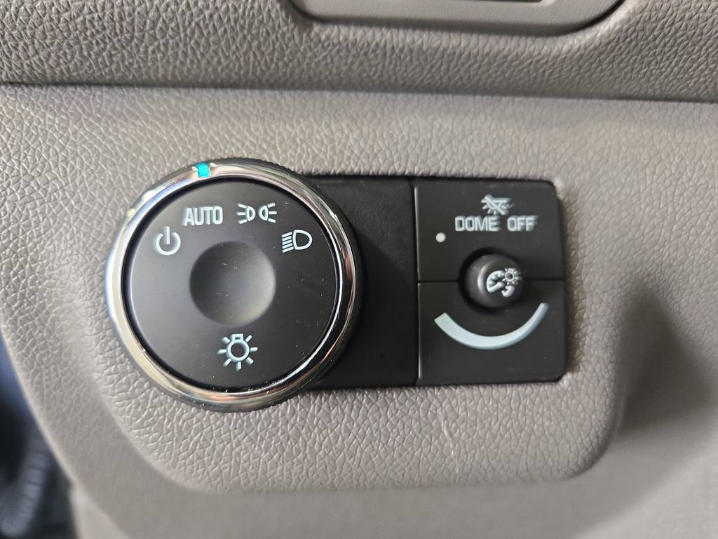 Used 2013 Chevrolet Traverse LS FWD image 28