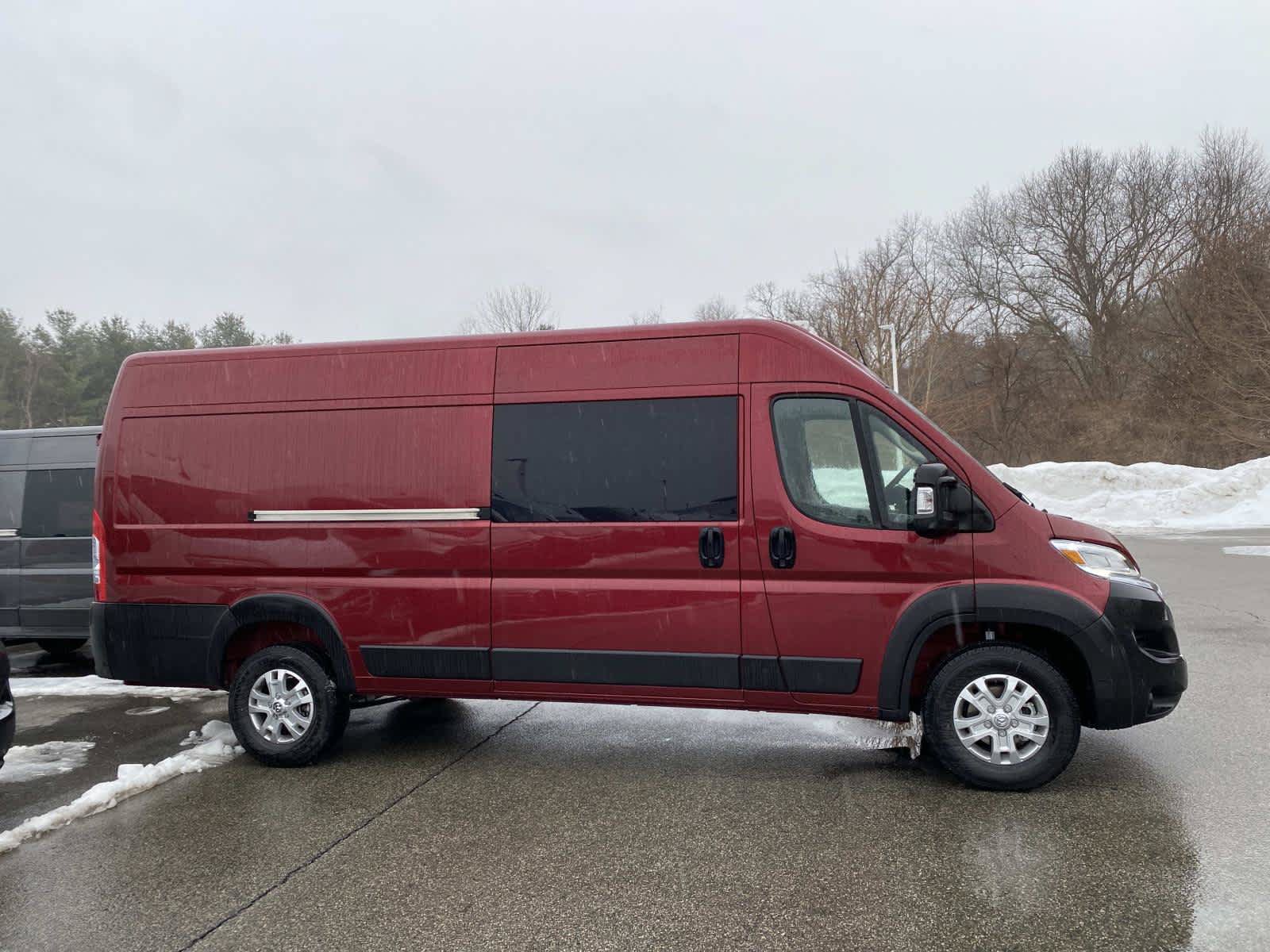 Used 2025 RAM ProMaster 3500 w/ Quick Order Package 22H SLT+ FWD image 2