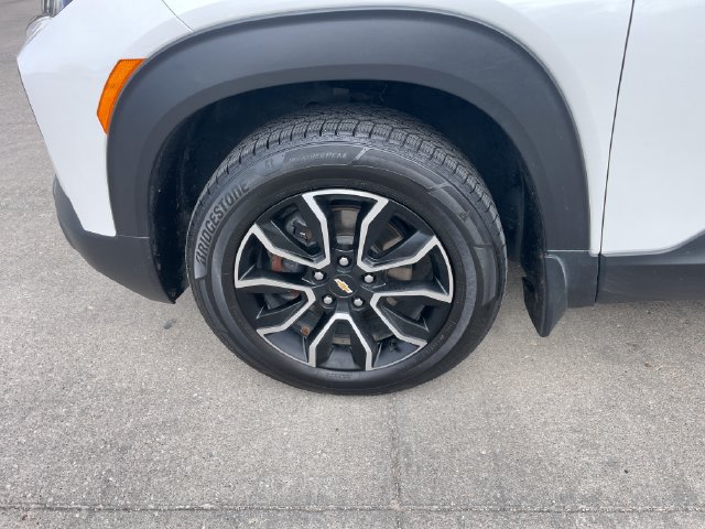 Used 2021 Chevrolet TrailBlazer ACTIV w/ Sun and Liftgate Package AWD/4WD image 29