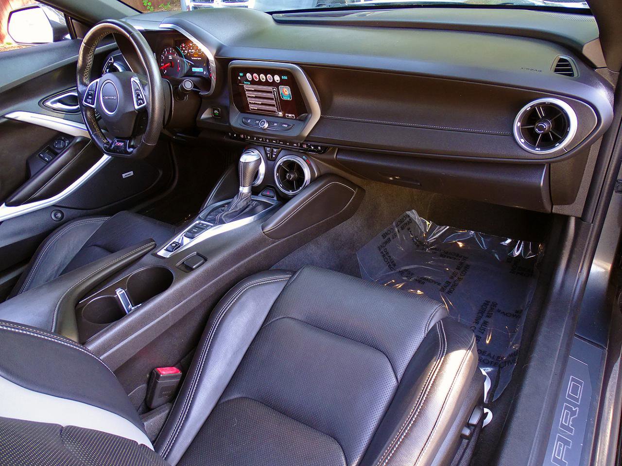 Used 2016 Chevrolet Camaro SS RWD image 31