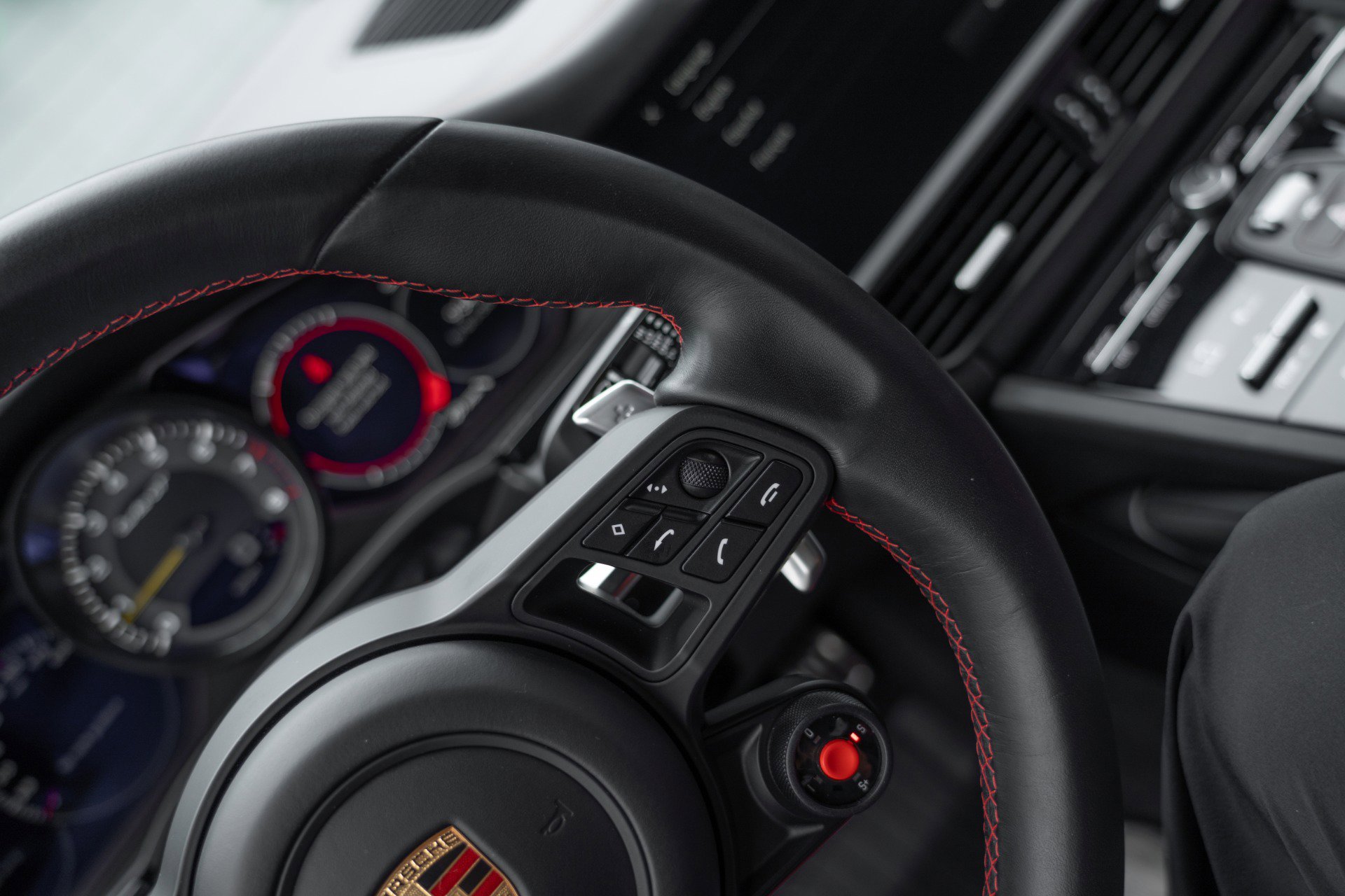 Used 2023 Porsche Cayenne Turbo GT image 64