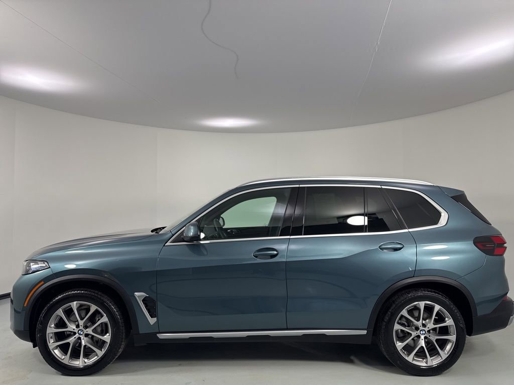 Certified 2025 BMW X5 xDrive40i w/ Climate Comfort Package image 4