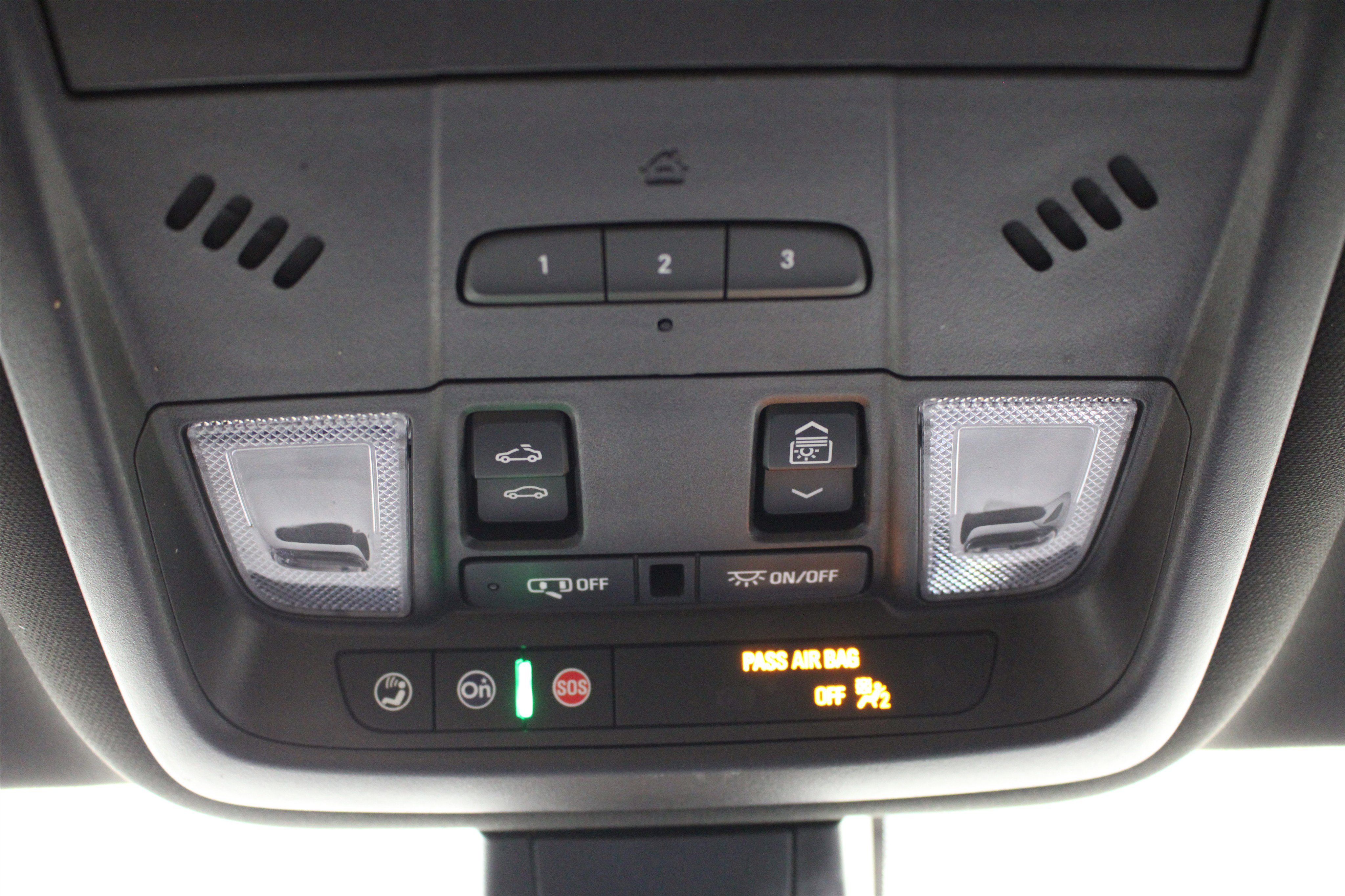 Certified 2024 Cadillac XT6 Luxury image 20